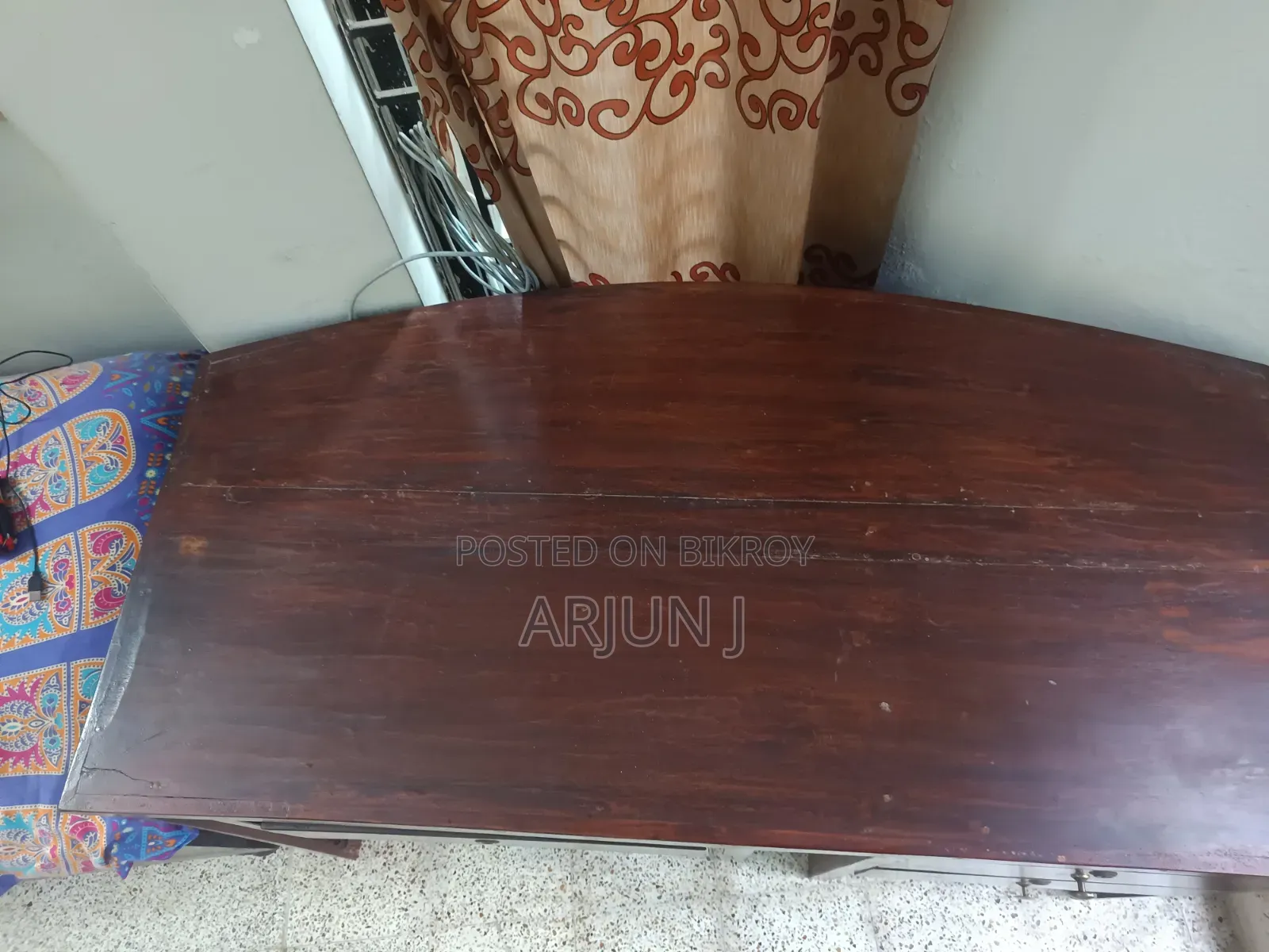 টেবিল ডেস্ক
