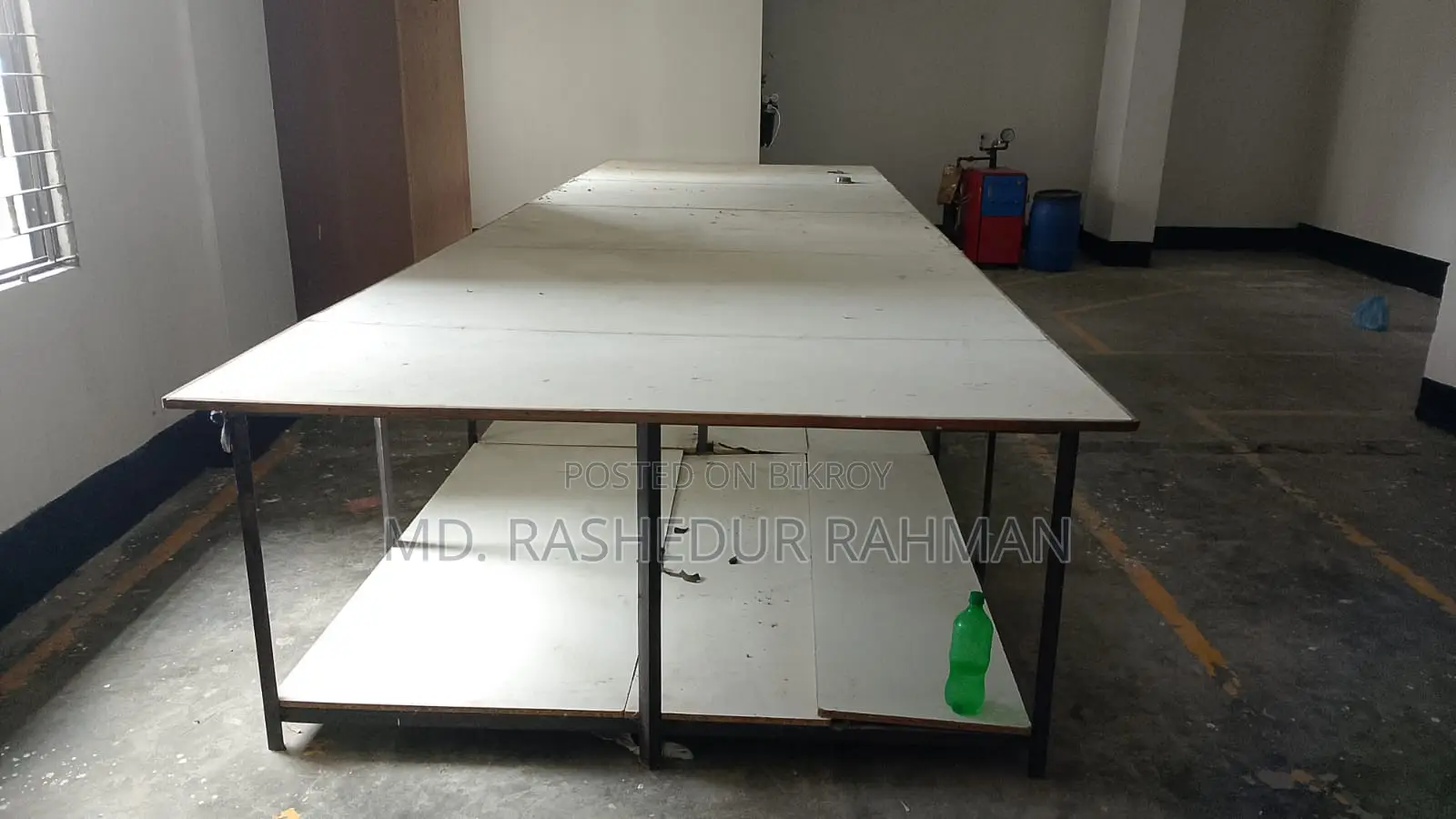 Cutting Table for Garments