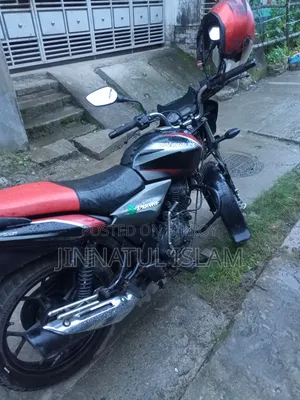 বাজাজ ডিসকভার ১২৫ ২০২০ ব্ল্যাক