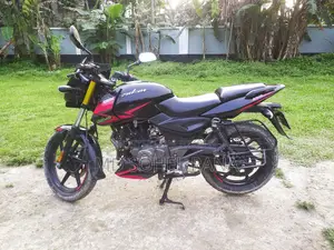 বাজাজ পালসার ১৫০ ২০২১ ব্ল্যাক