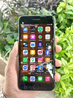 Apple iPhone 8 Plus 64 GB Gray