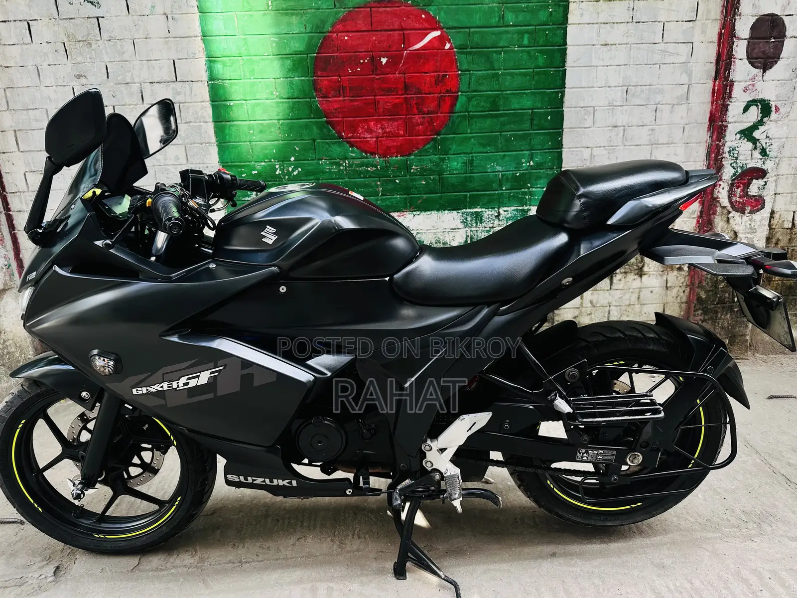 সুজুকি জিক্সার এসএফ ২০২৪ কালো