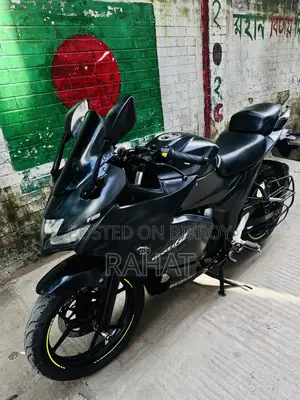 সুজুকি জিক্সার এসএফ ২০২৪ কালো