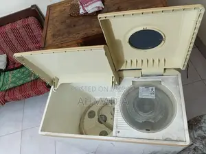 এলজি ৬.৫ কেজি সেমি-অটোমেটিক ওয়াশিং মেশিন