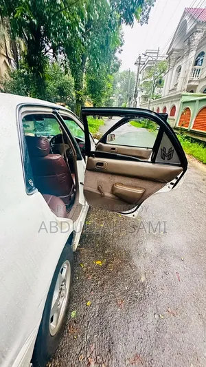 Toyota Corolla 1997 White