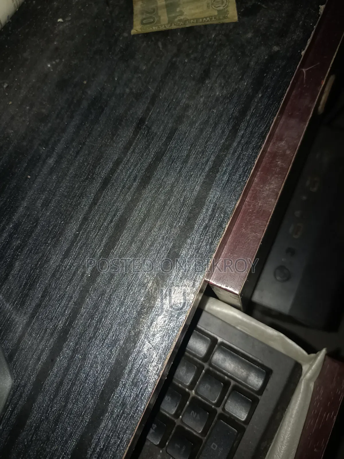 পড়ার টেবিল / পিসি টেবিল