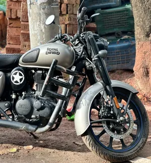 Royal Enfield Classic 350 2025 Gray
