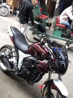 সুজুকি জিক্সার ২০২৩