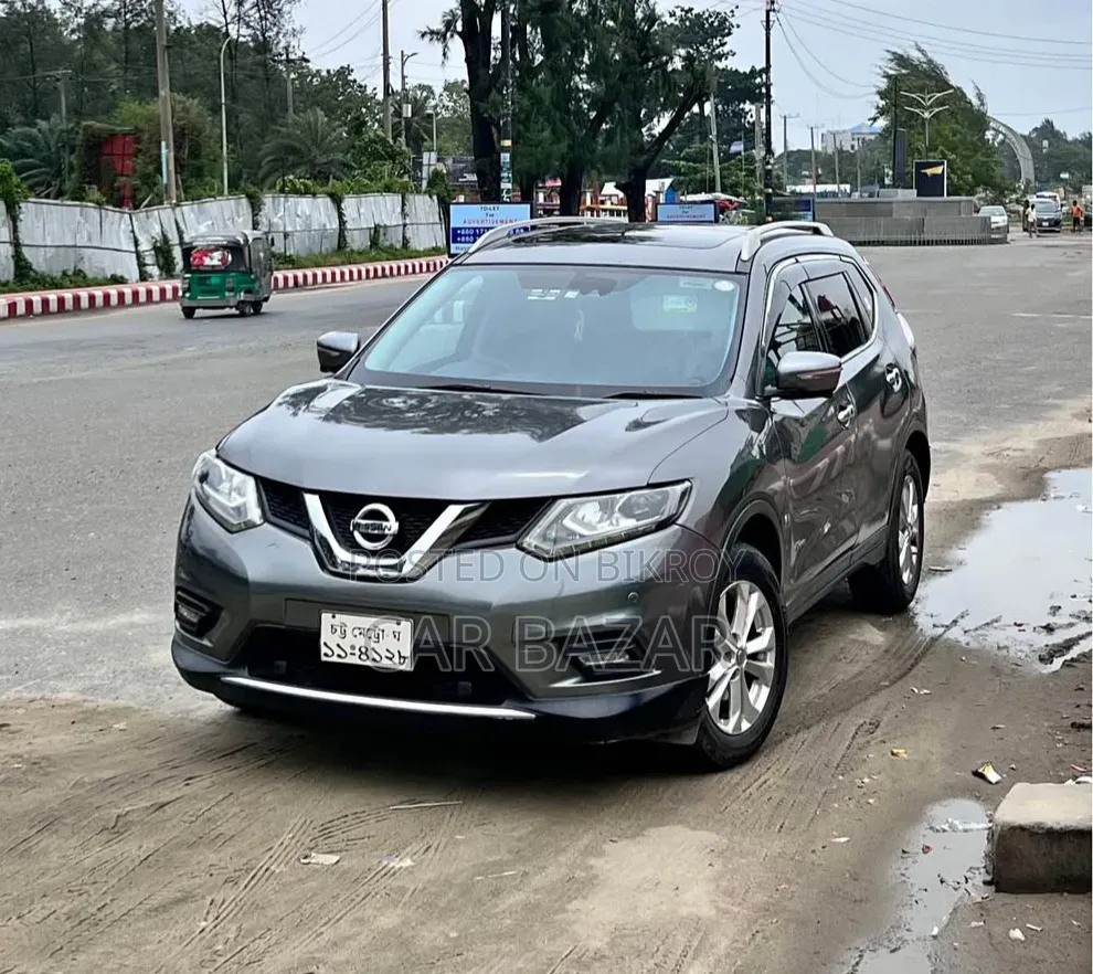 নিসান এক্স-ট্রেইল ২.০ হাইব্রিড ফ্রন্ট-হুইল ড্রাইভ ২০১৬ ধূসর