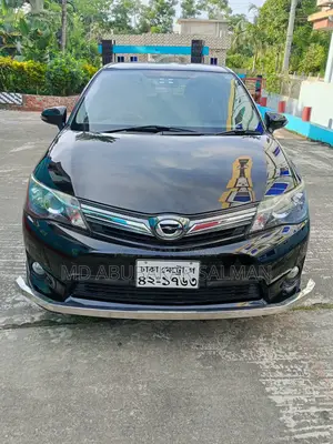 Toyota Corolla Fielder 1.5 Petrol Front-Wheel Drive 2013 Black
