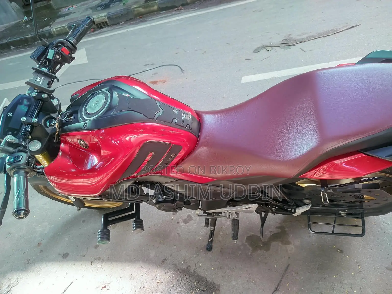 ইয়ামাহা এফজেডএস ভি৩ ২০২৪ লাল