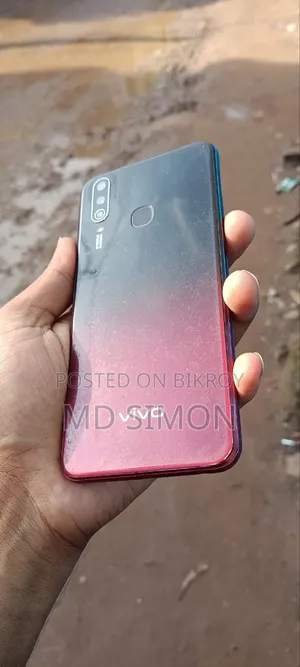 Vivo Y15 64 GB Black