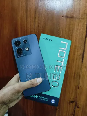 ইনফিনিক্স নোট ৩০ ১২৮ জিবি কালো