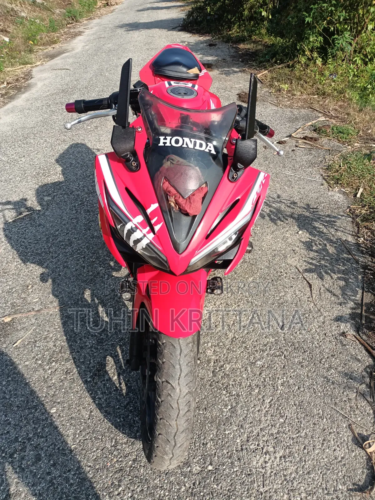 হোন্ডা সিবিআর ২০১৮ লাল