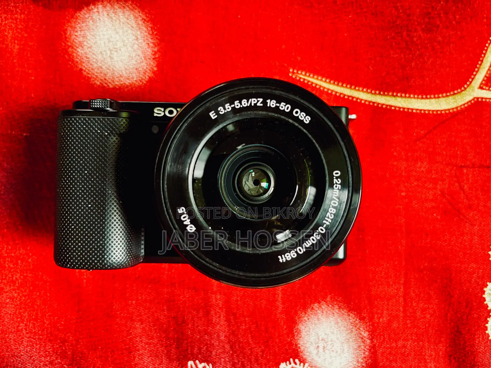 Sony ZV E-10 Camera + 16-50mm OSS Lens | Only 662 Shutter Count |