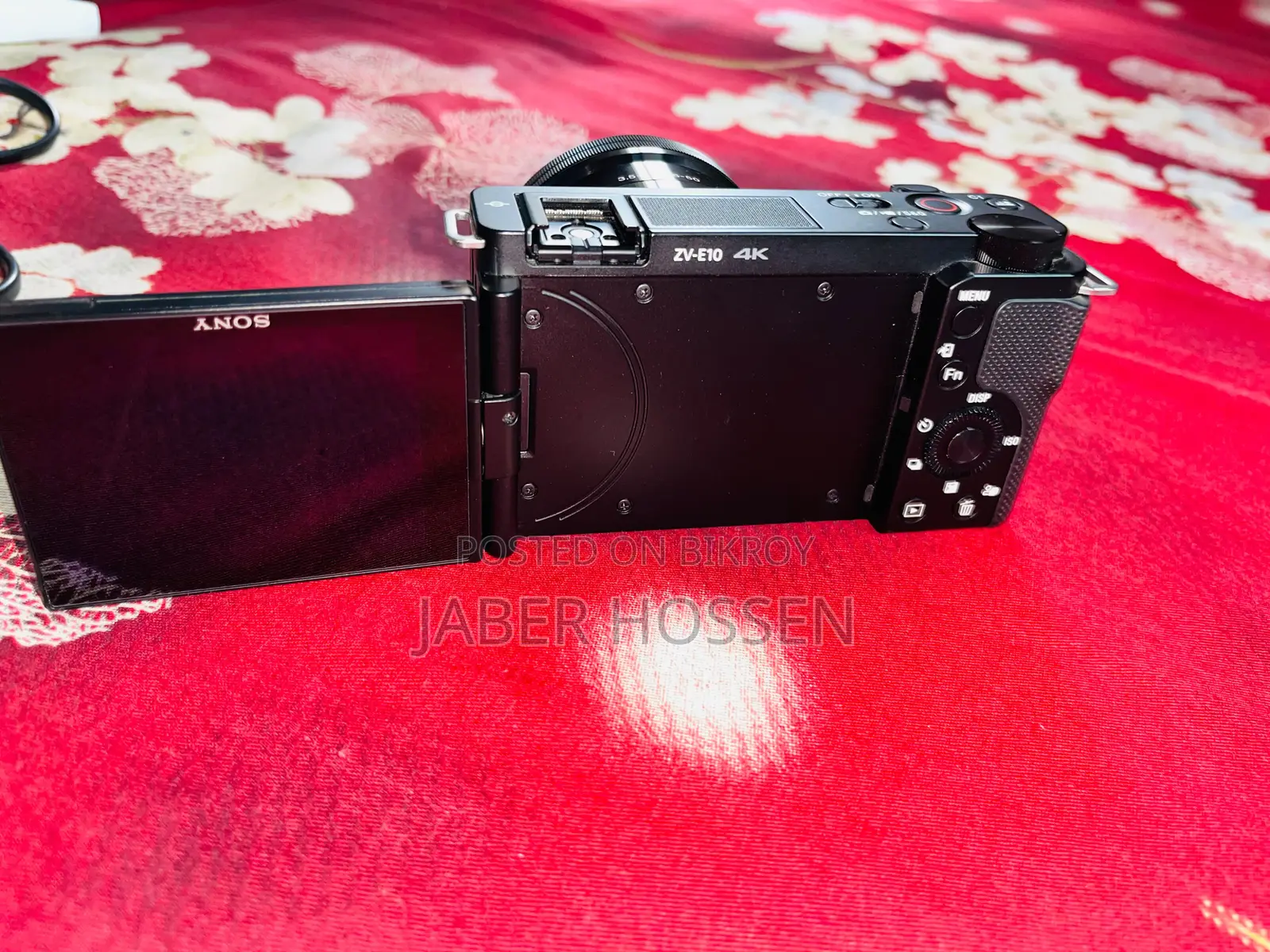 Sony ZV E-10 Camera + 16-50mm OSS Lens | Only 662 Shutter Count |