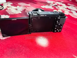 Sony ZV E-10 Camera + 16-50mm OSS Lens | Only 662 Shutter Count |