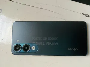 Vivo Y04 128 GB Green