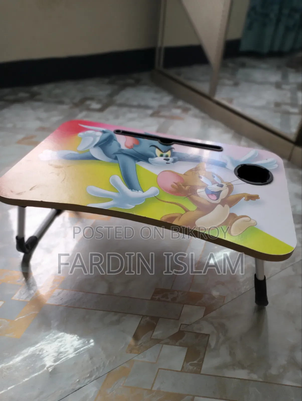 পোর্টেবল ল্যাপটপ টেবিল