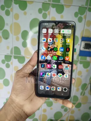 Vivo Y27s 128 GB