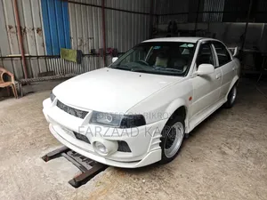 Mitsubishi Lancer 1999 White