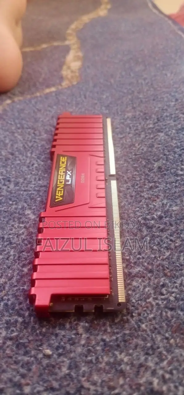 Corsair Vengeance LPX 4GB DDR4 2400MHz Desktop RAM (Used)