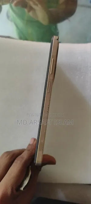Infinix Smart 8 Plus 128 GB Rose Gold