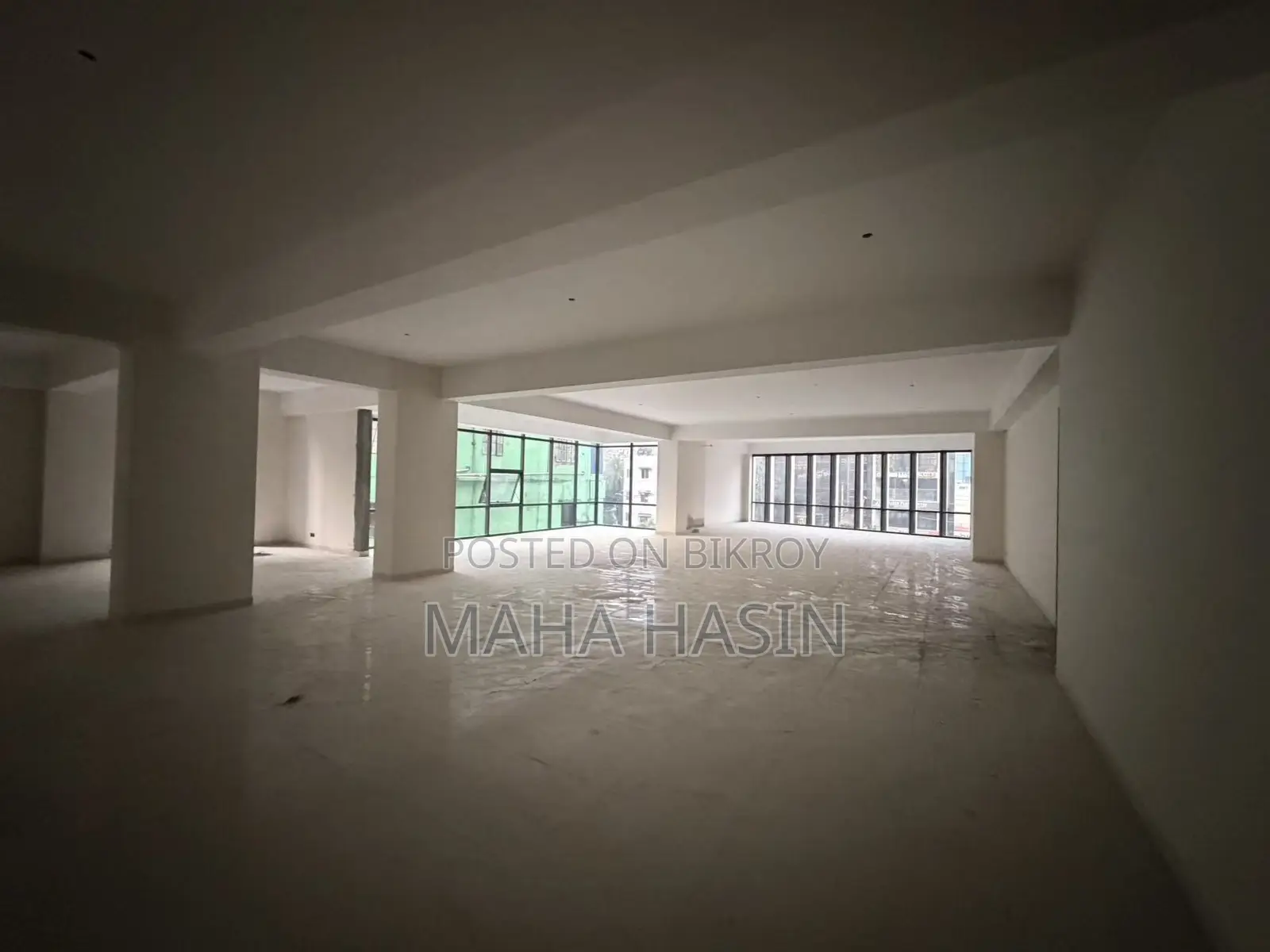 Commercial 2nd Floor for Rent in Prime Location Dhanmondi, Mirpur Road