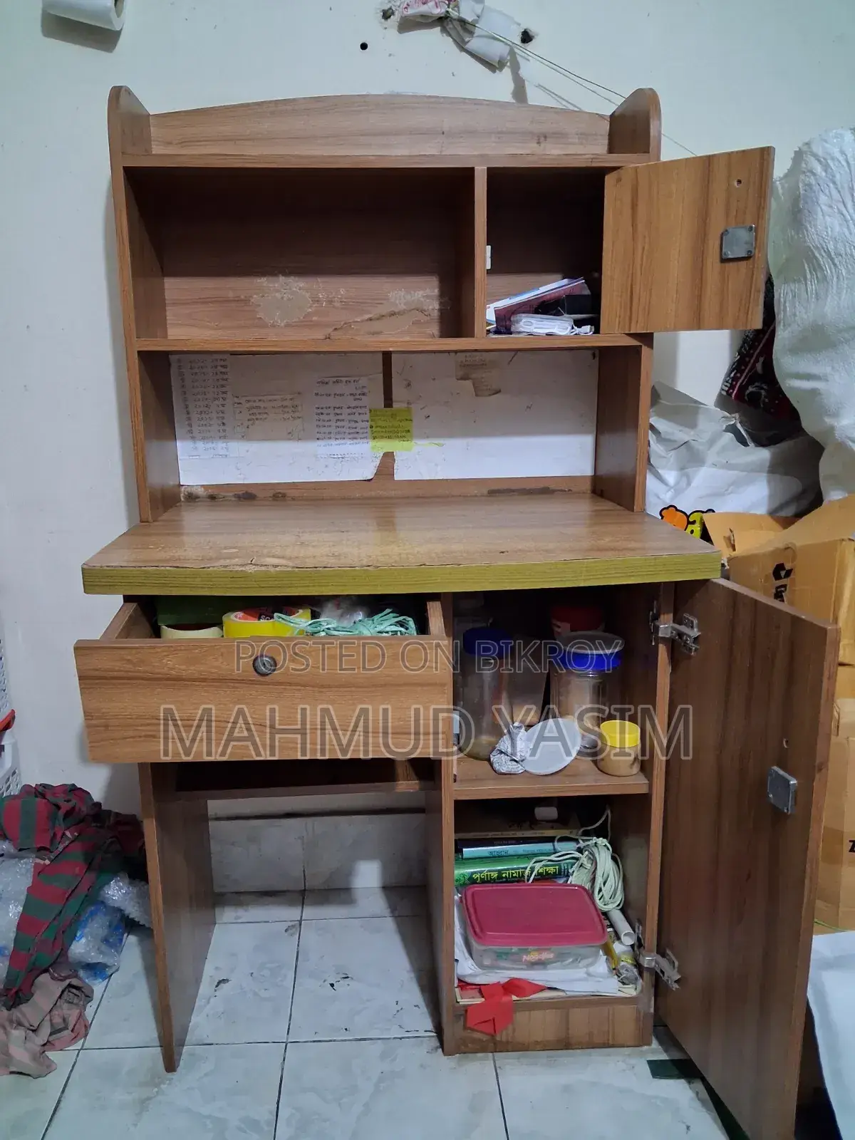 Table/Reading Table, বুকশেলফসহ পড়ার টেবিল