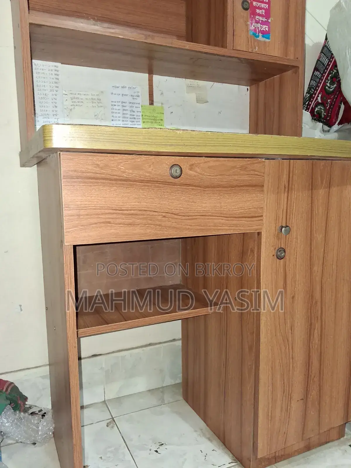 Table/Reading Table, বুকশেলফসহ পড়ার টেবিল