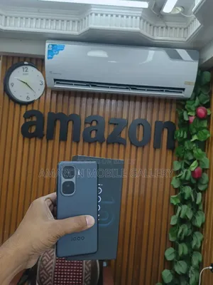 iQOO 256 GB Black