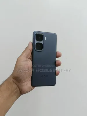 iQOO 256 GB Black