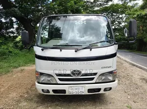 টয়োটা ডায়না পিকআপ ২০১৫