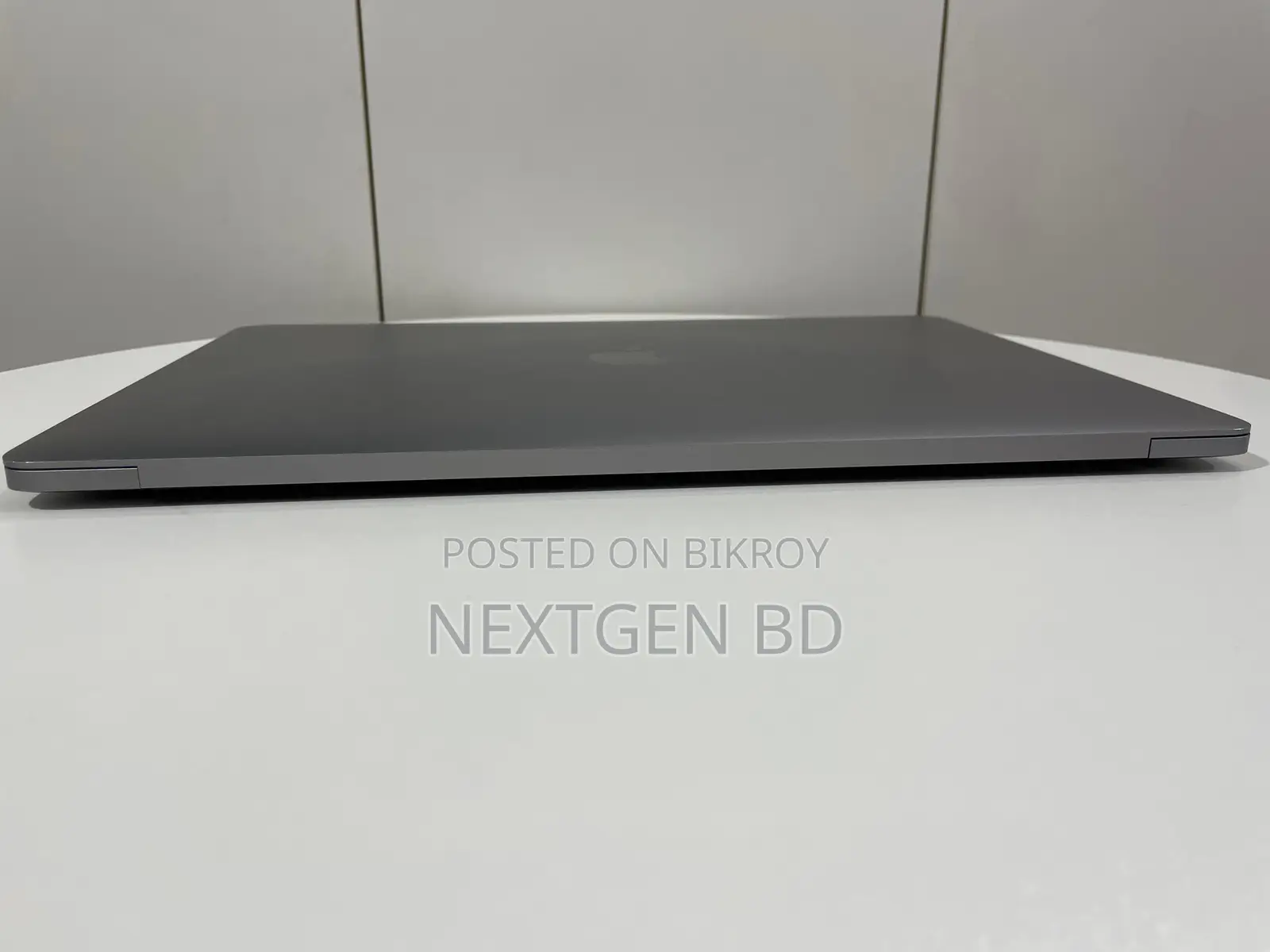Laptop Apple MacBook Pro 2017 16GB Intel Core i7 SSD 512GB