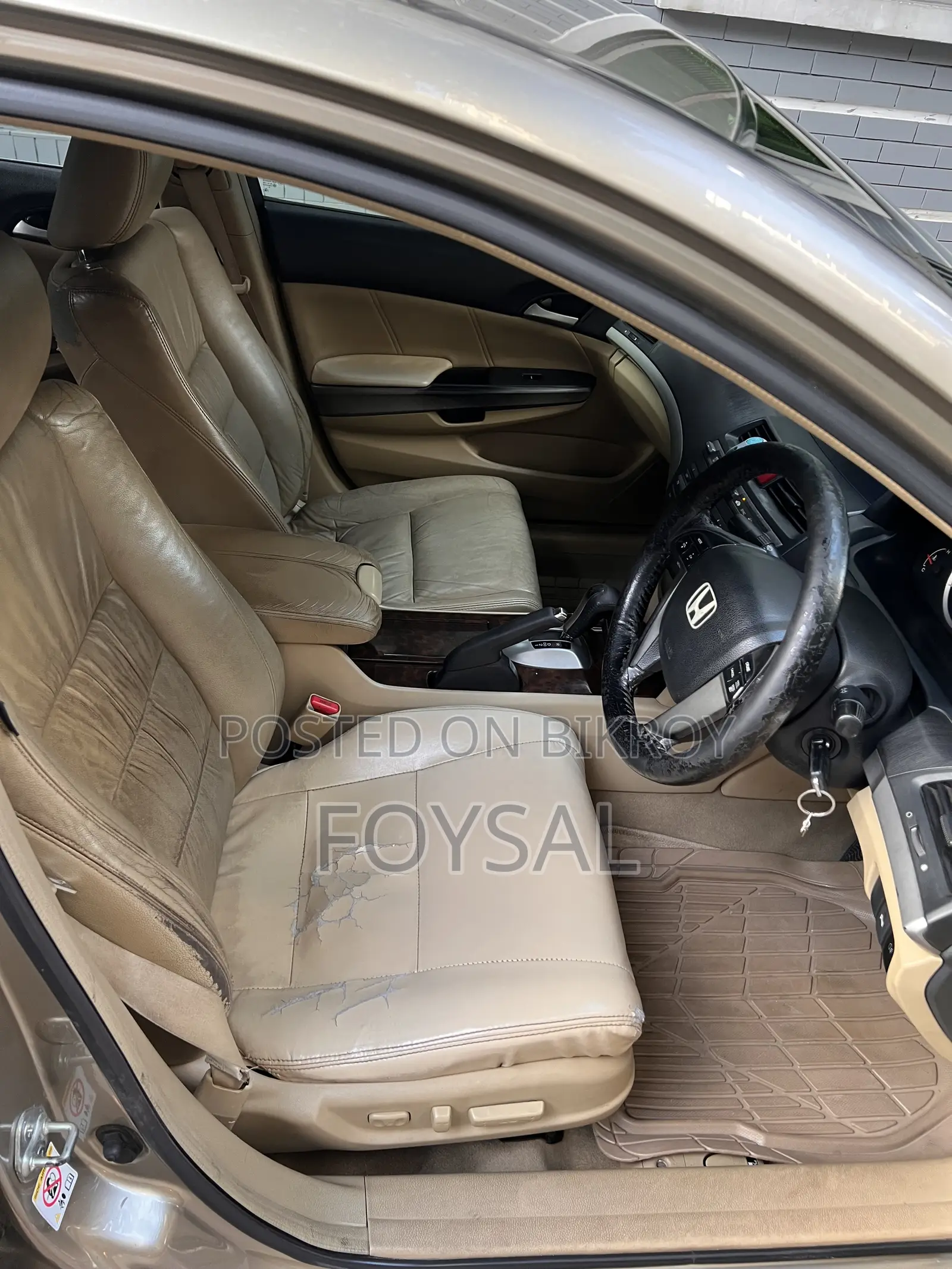 Honda Accord 2011 Gold