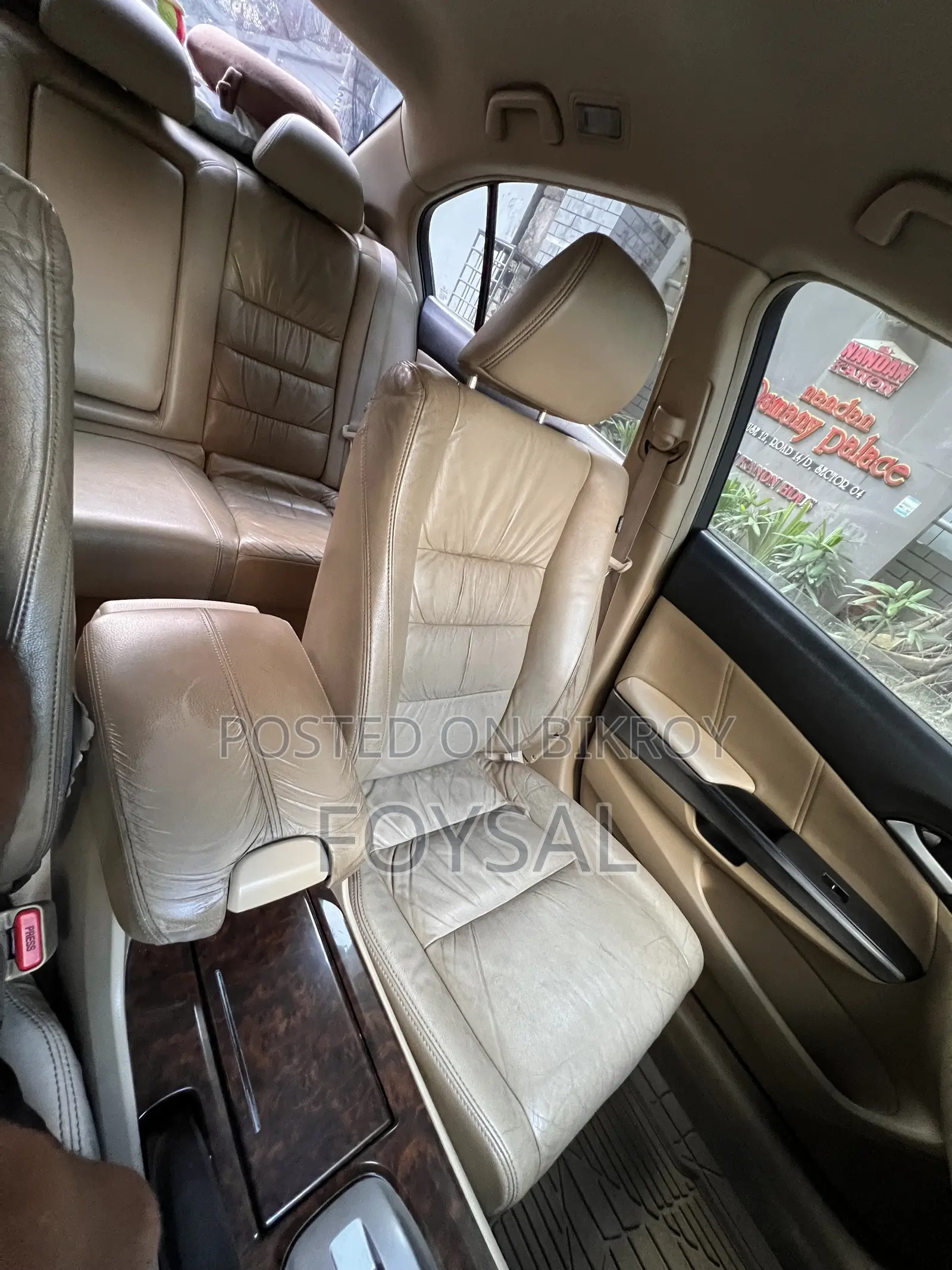 Honda Accord 2011 Gold
