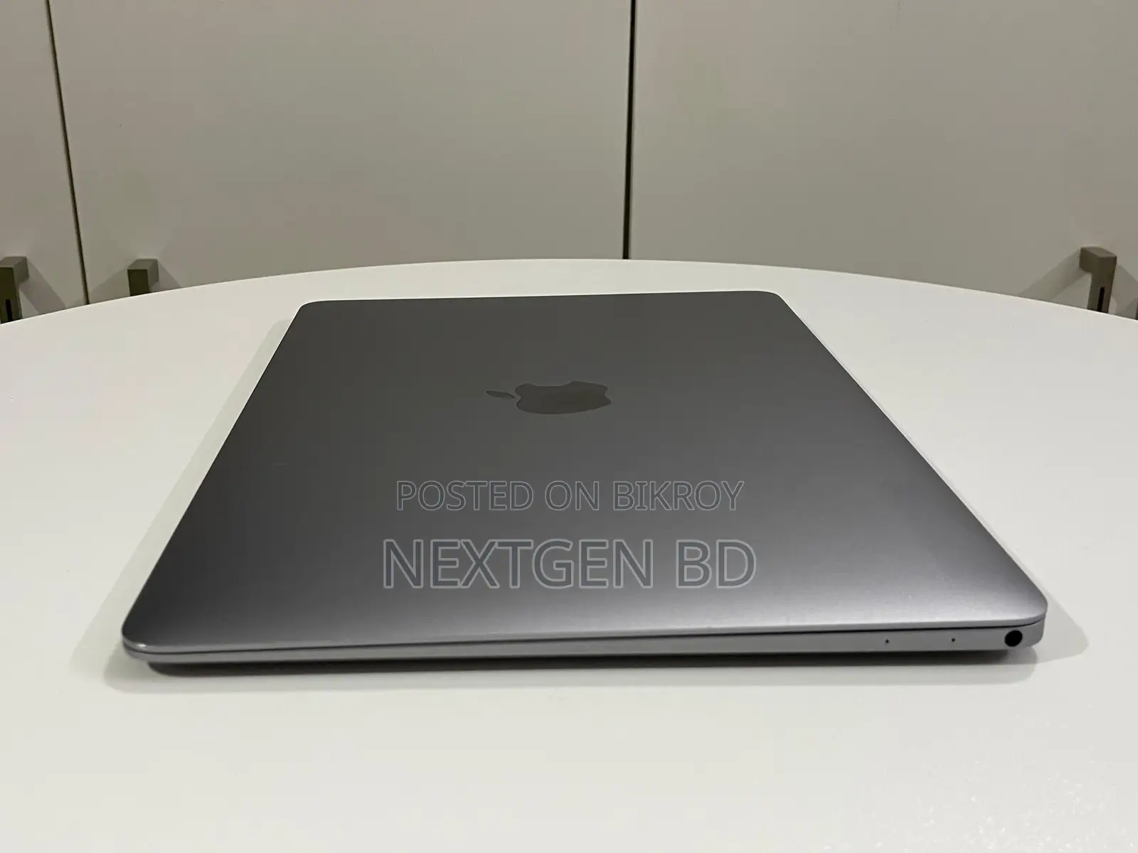 Laptop Apple MacBook 2017 8GB Intel Core M3 SSD 256GB