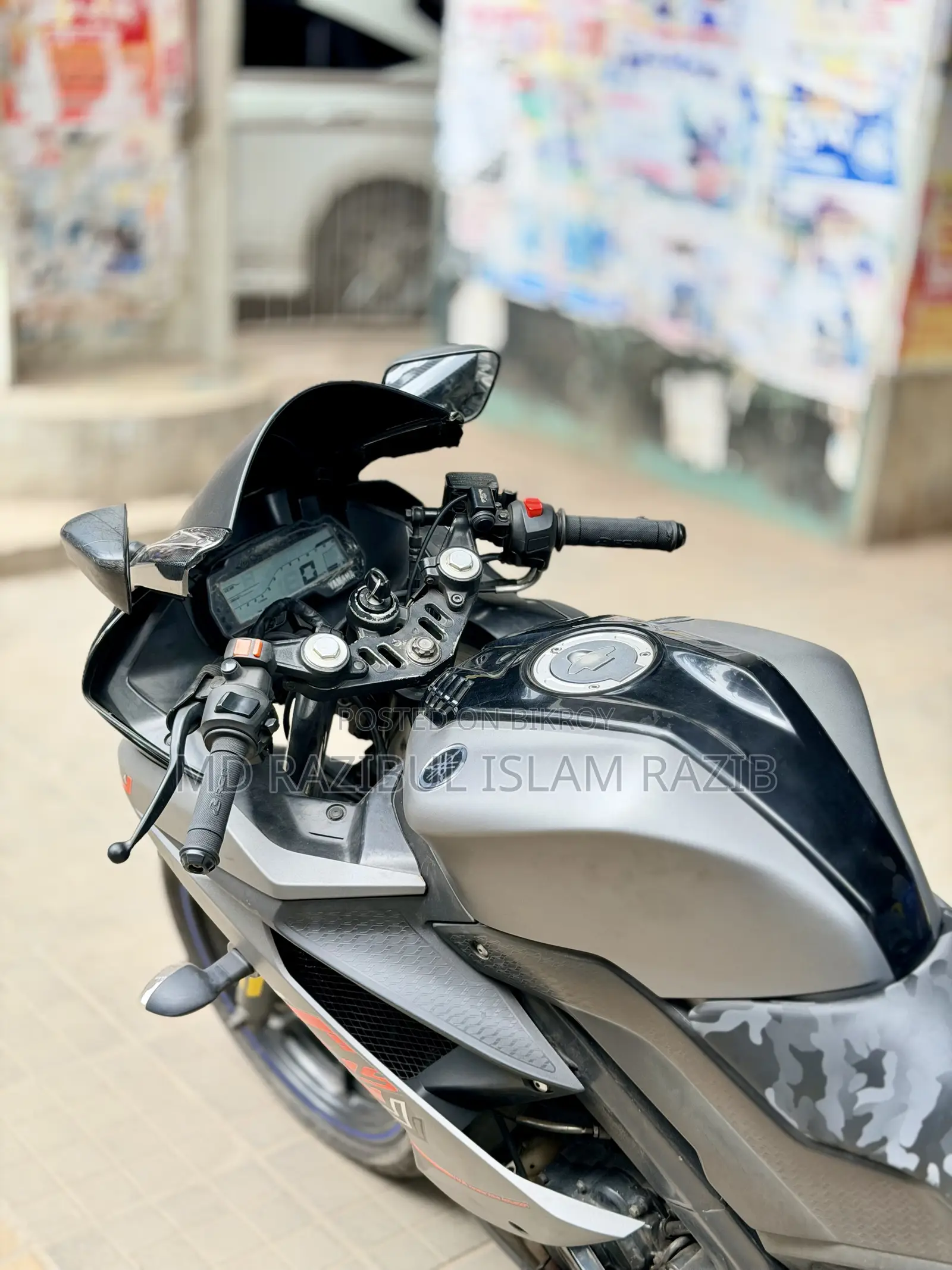 Yamaha R15 V3 2020 Gray