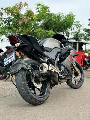 Yamaha R15 V3 2020 Gray