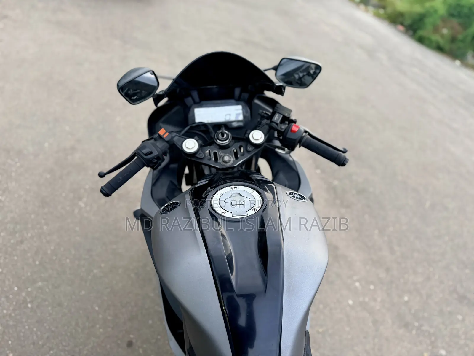 Yamaha R15 V3 2020 Gray