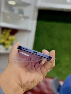 Oppo Reno13 256 GB Blue