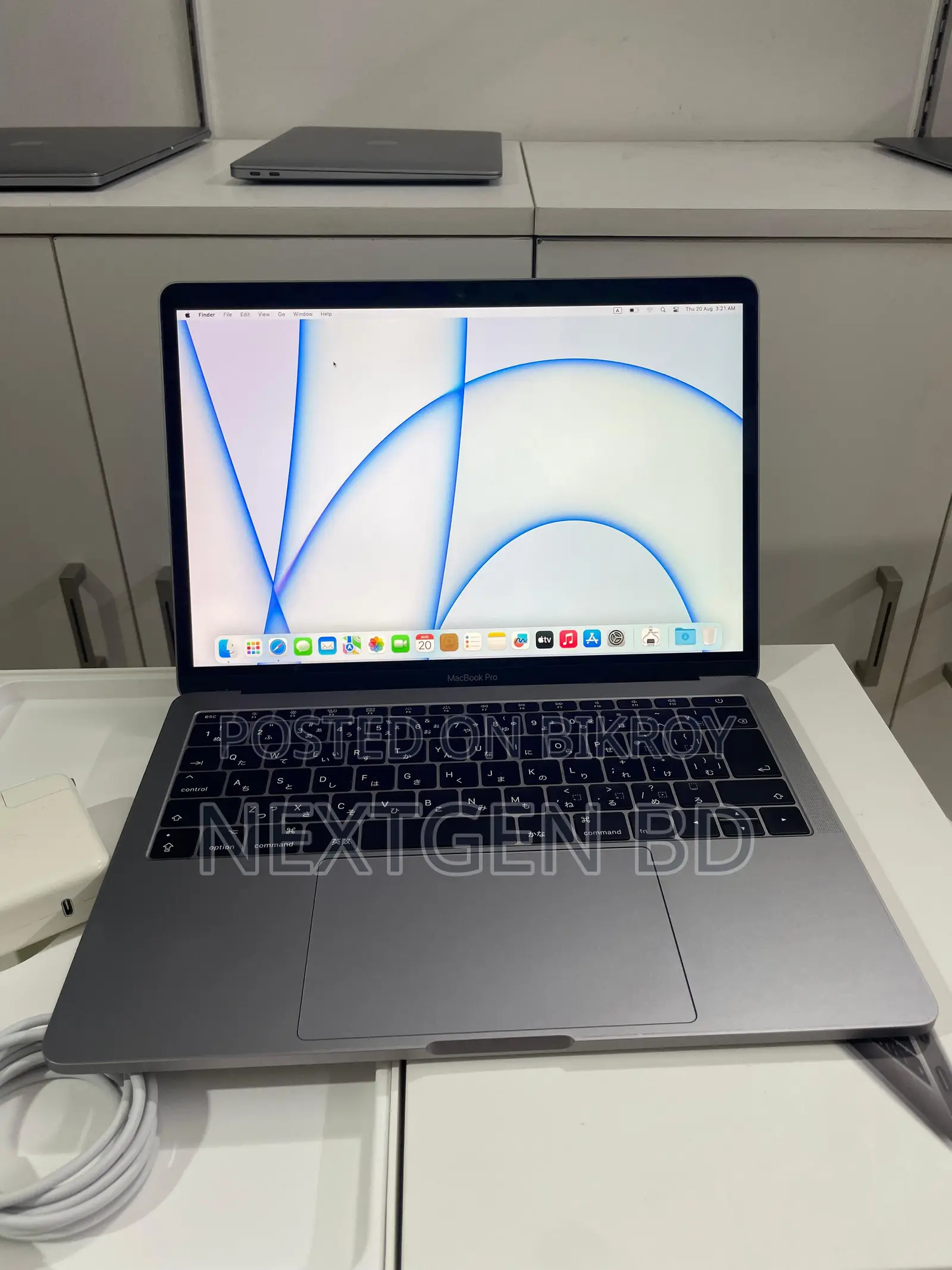 Laptop Apple MacBook Pro 2017 8GB Intel Core i5 SSD 256GB