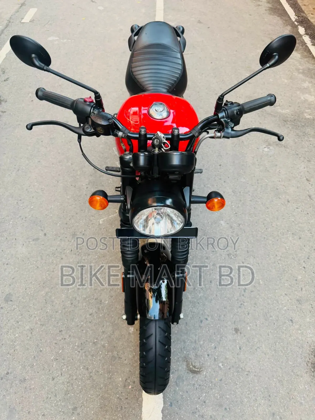 রয়েল এনফিল্ড হান্টার ৩৫০ ২০২৫ রেড