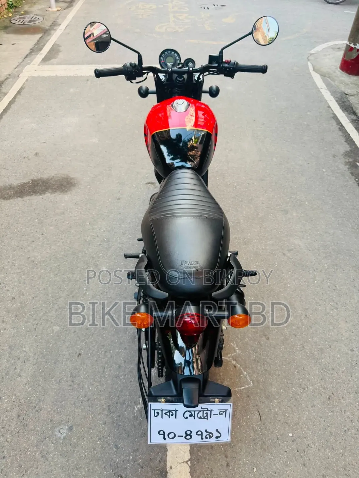 রয়েল এনফিল্ড হান্টার ৩৫০ ২০২৫ রেড