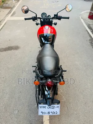 রয়েল এনফিল্ড হান্টার ৩৫০ ২০২৫ রেড