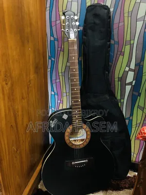 সিগনেচার অ্যাকোস্টিক গিটার