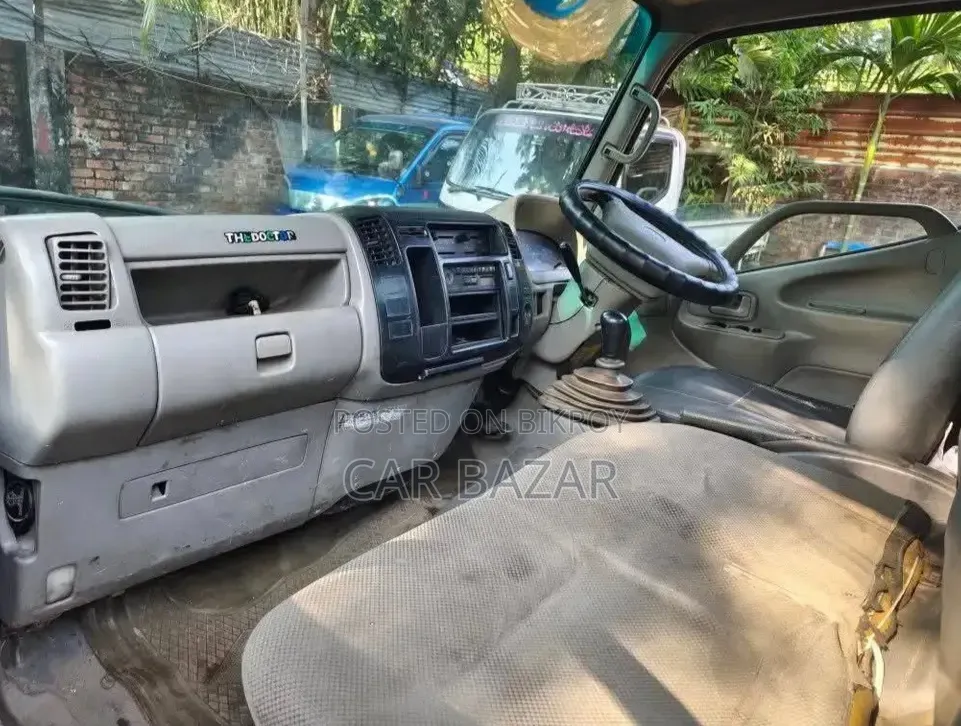 Toyota Dyna Pickup 2013