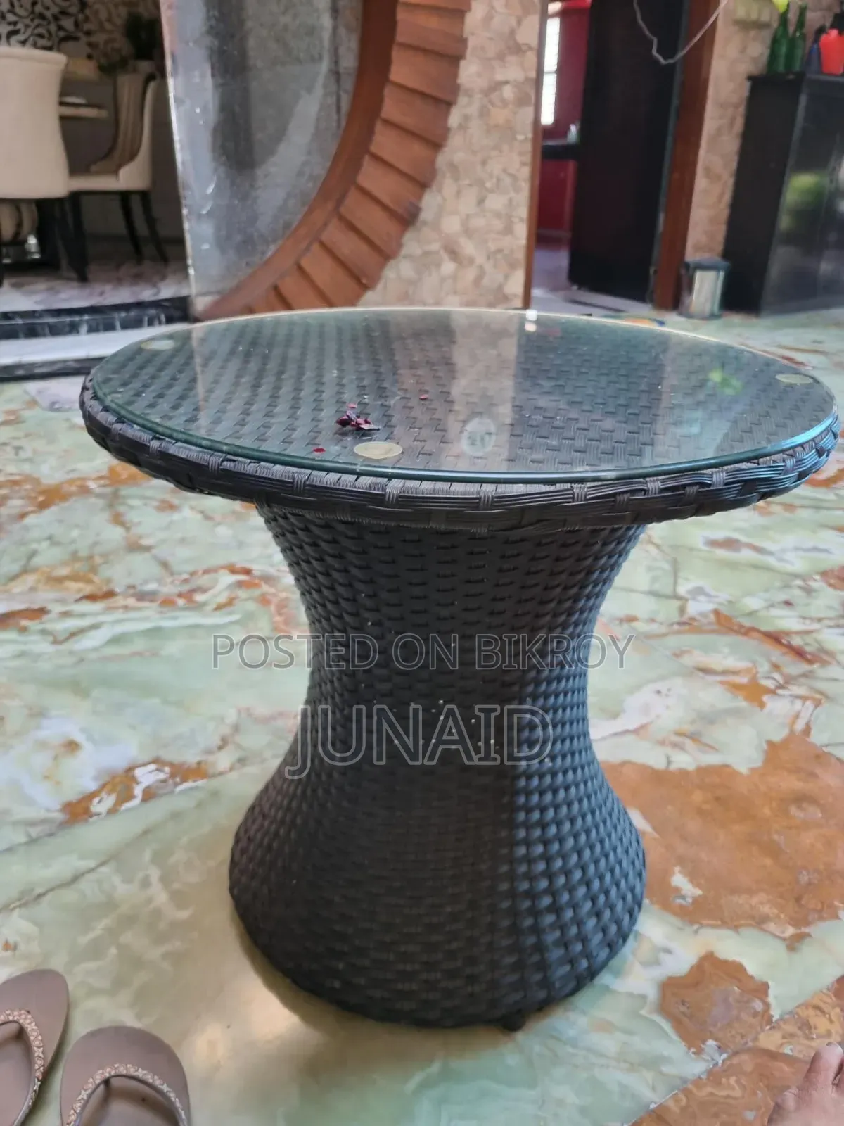 Table With 4 Chairs