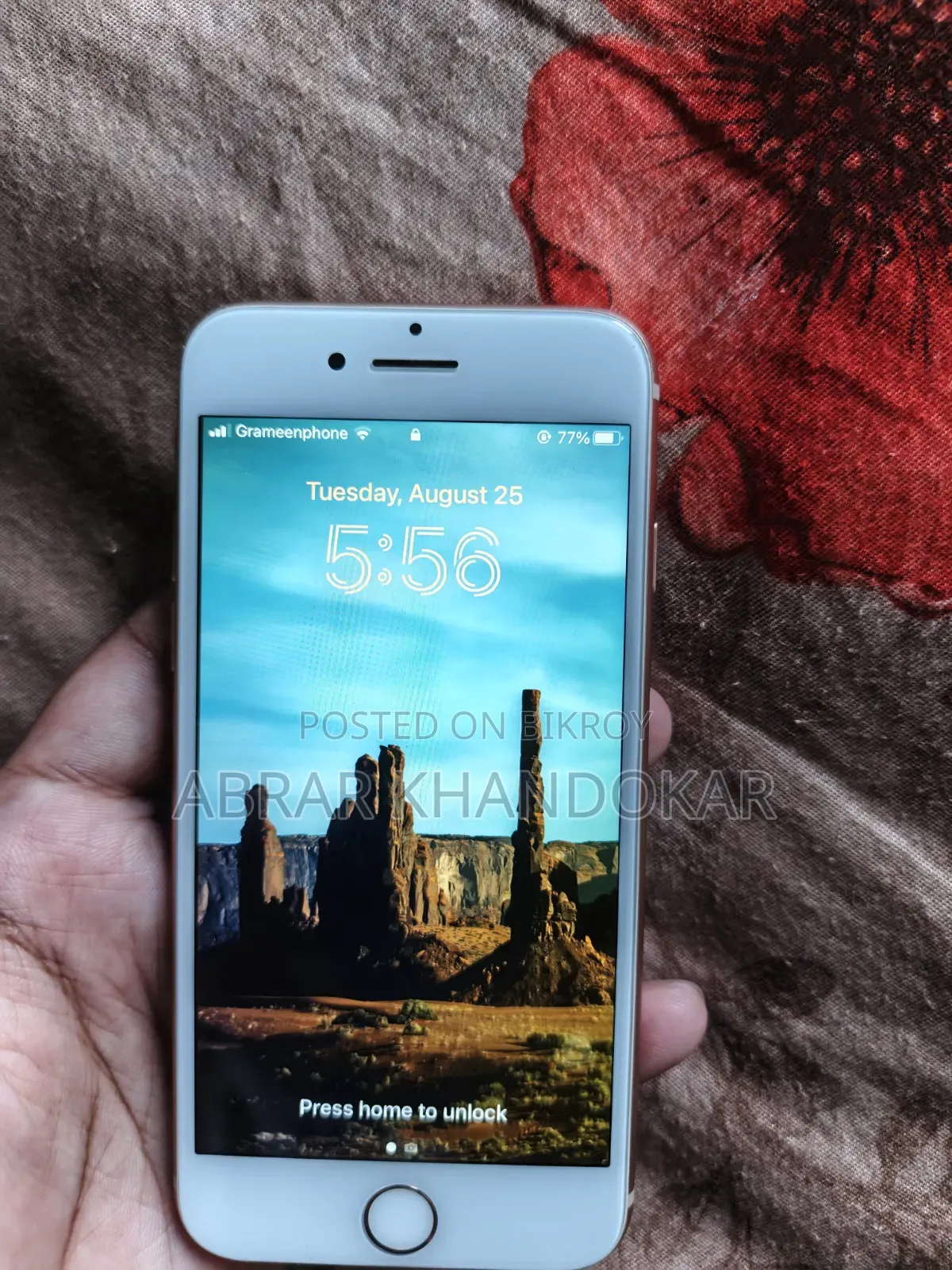 Apple iPhone 8 64 GB Gold