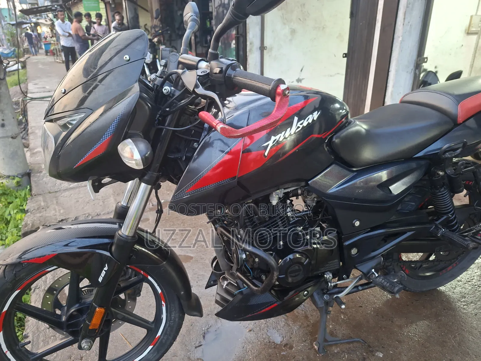 বাজাজ পালসার ১৫০ ২০২২ ব্ল্যাক